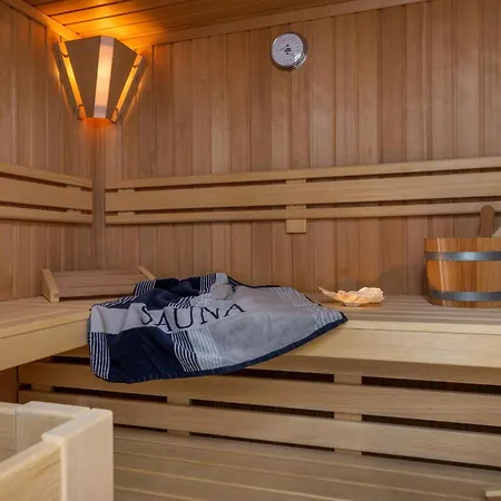 Kuestenglueck - Hochwertiges Nahe Mit Garten & Kamin Zingst